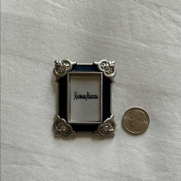 Jay Strongwater Other - Jay Strongwater Silver and Dark Blue Picture Frame